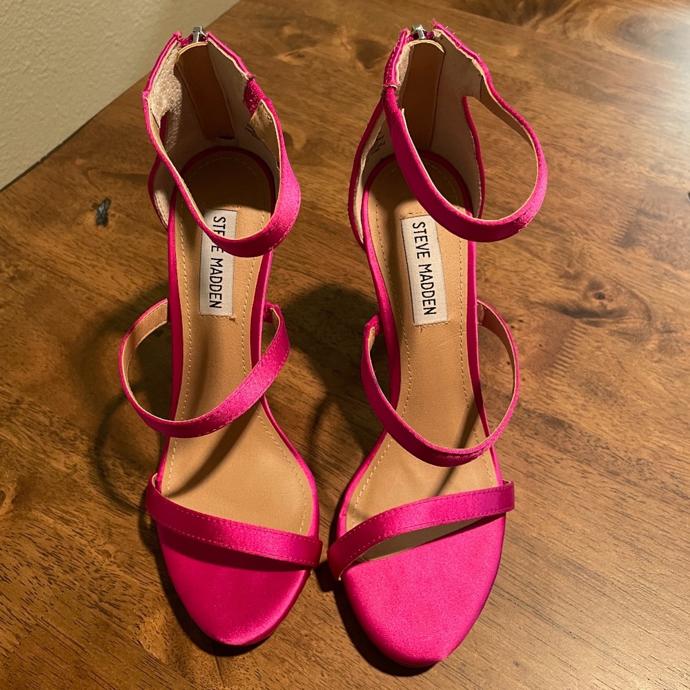 Steve Madden Hot Pink 4" Heels